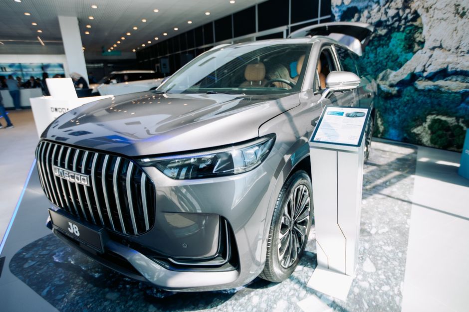 Презентация нового кроссовера JAECOO J8 в ДЦ JAECOO Автодин: праздник на высшем уровне!