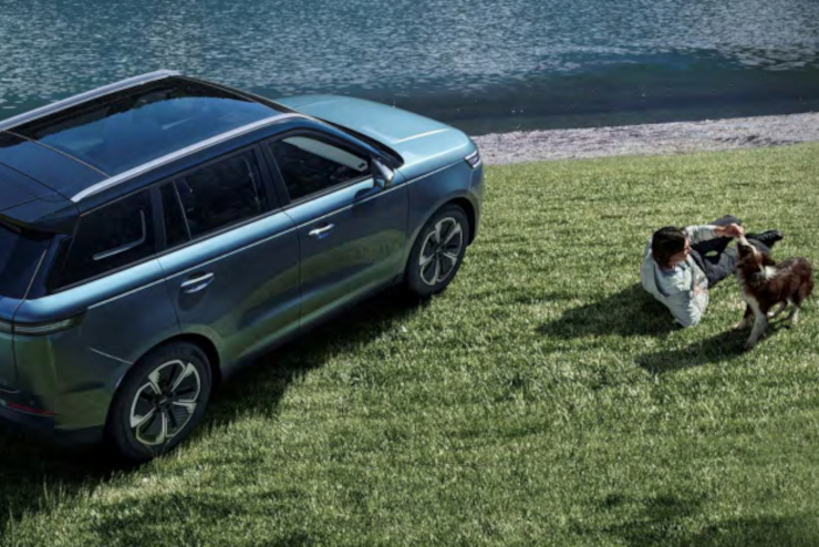 JAECOO J5 — гармония формы и цвета