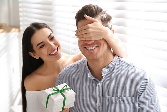  ДАРИТЬ ПОДАРКИ — ЭТО ПРОСТО.